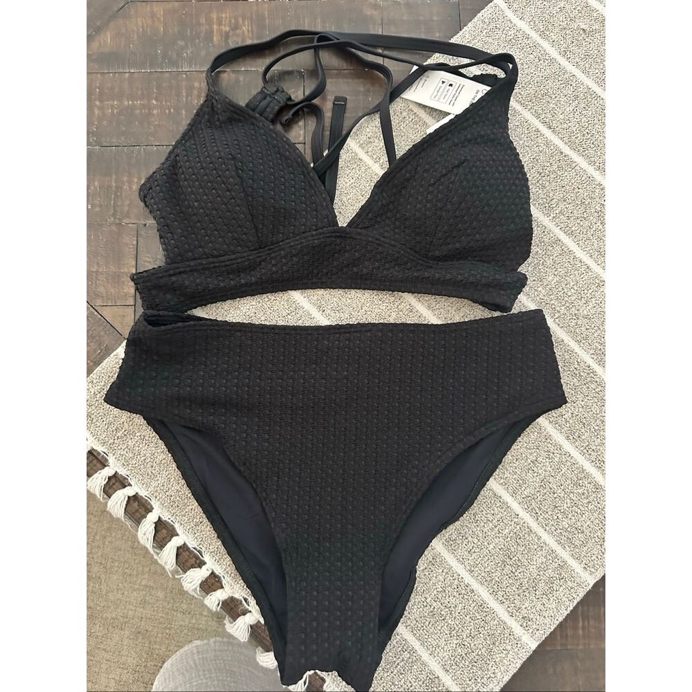 Cupshe Black Textured Bikini Set Size Small New